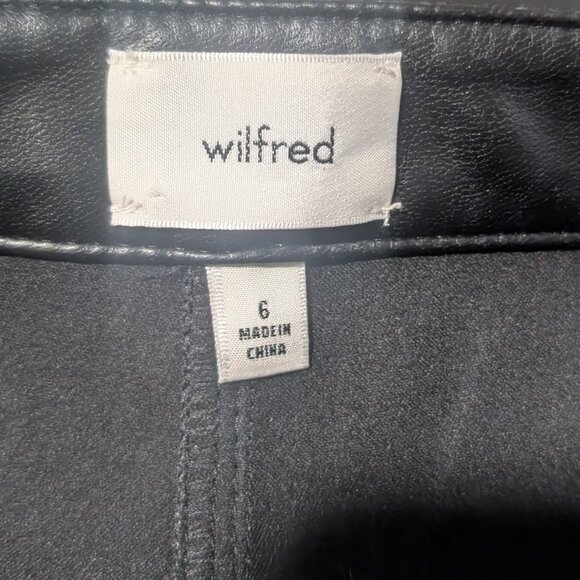 Aritzia Wilfred | Adele Flared Vegan Leather pants In Black - Picture 5 of 12